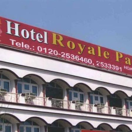 Hotel Royale Paradise Noida Bagian luar foto