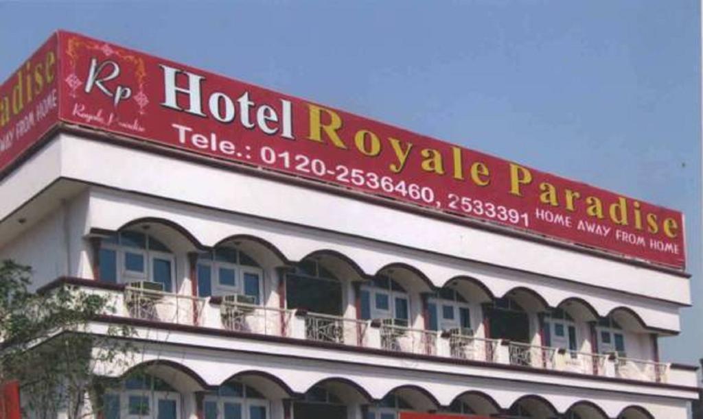 Hotel Royale Paradise Noida Bagian luar foto