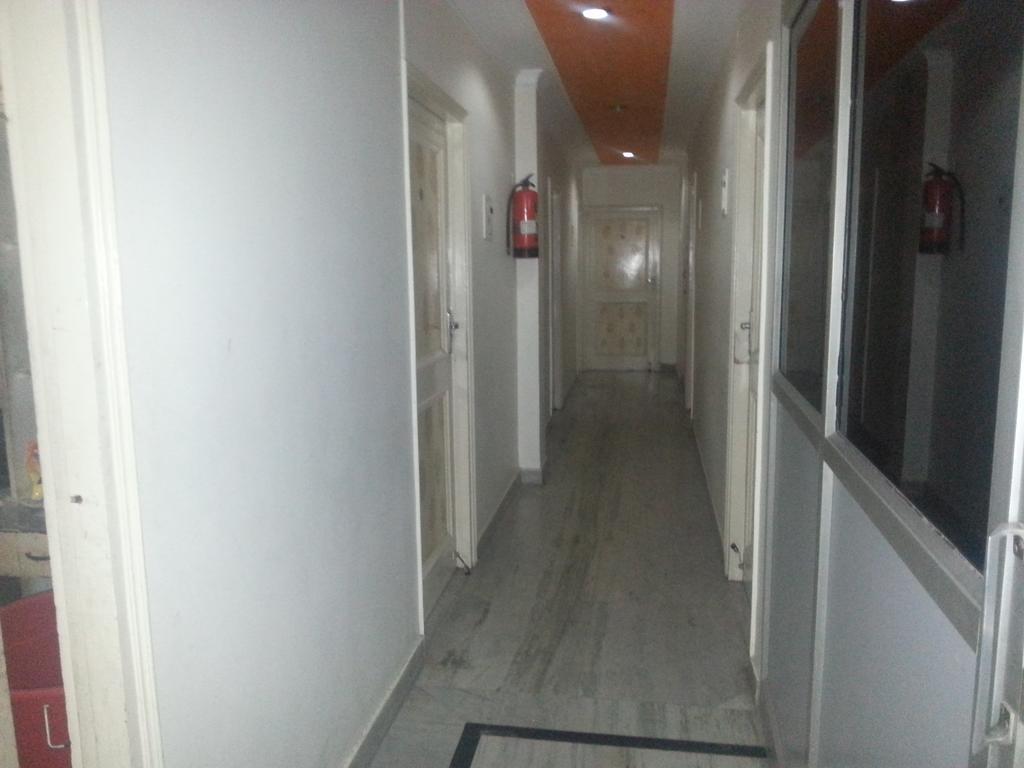Hotel Royale Paradise Noida Bagian luar foto